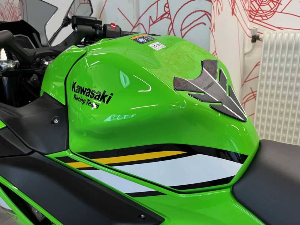 KAWASAKI NINJA 650 4