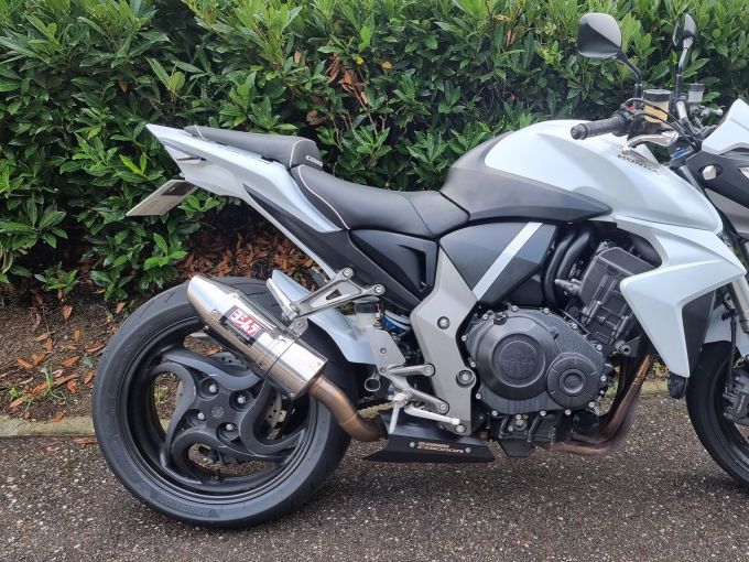 HONDA CB 1000 R 4
