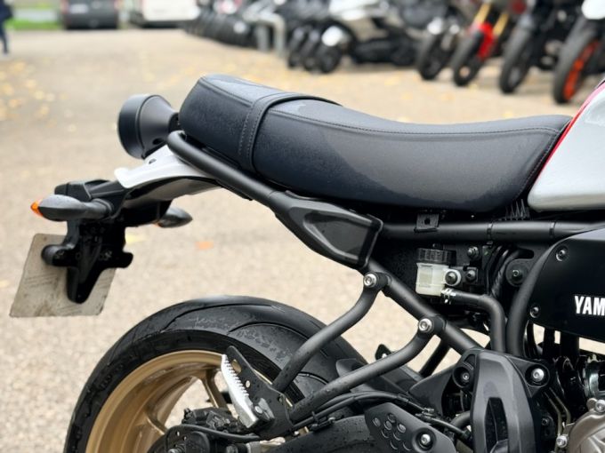 YAMAHA XSR 700 LEGACY 4