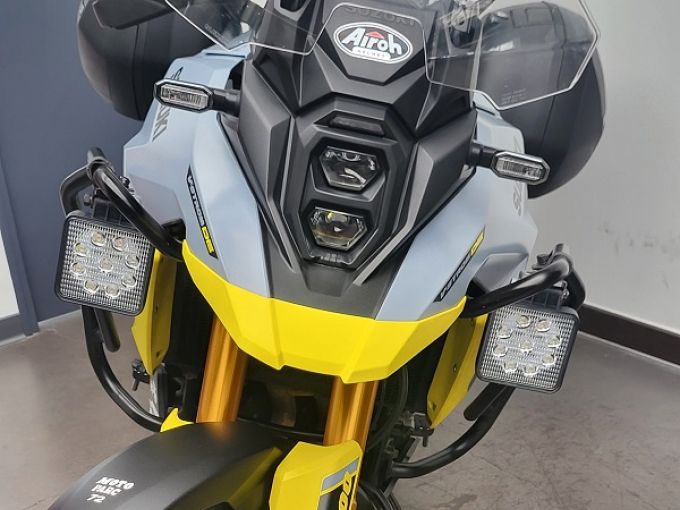 SUZUKI DL V-STROM 800DE 4