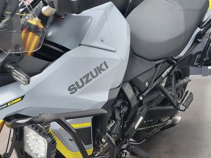 SUZUKI DL V-STROM 800DE 4