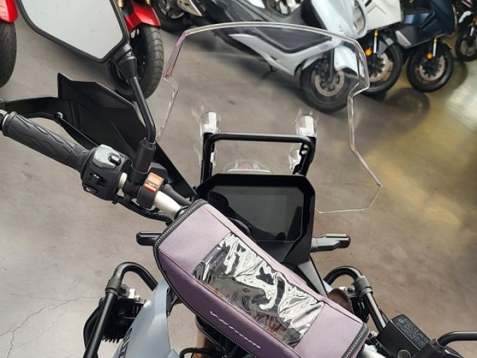 SUZUKI DL V-STROM 800DE 4