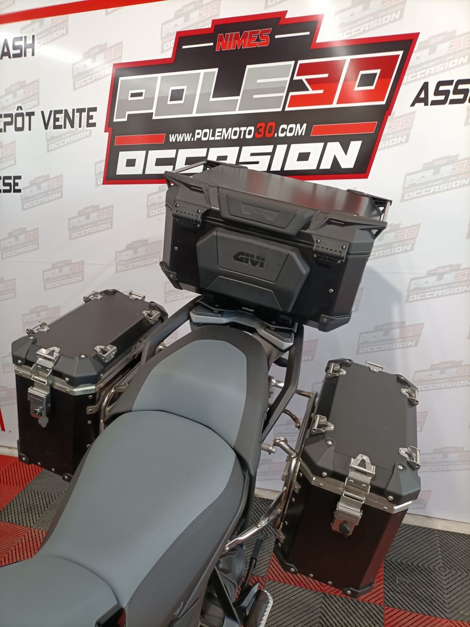 BMW R 1300 GS TRIPLE BLACK 4