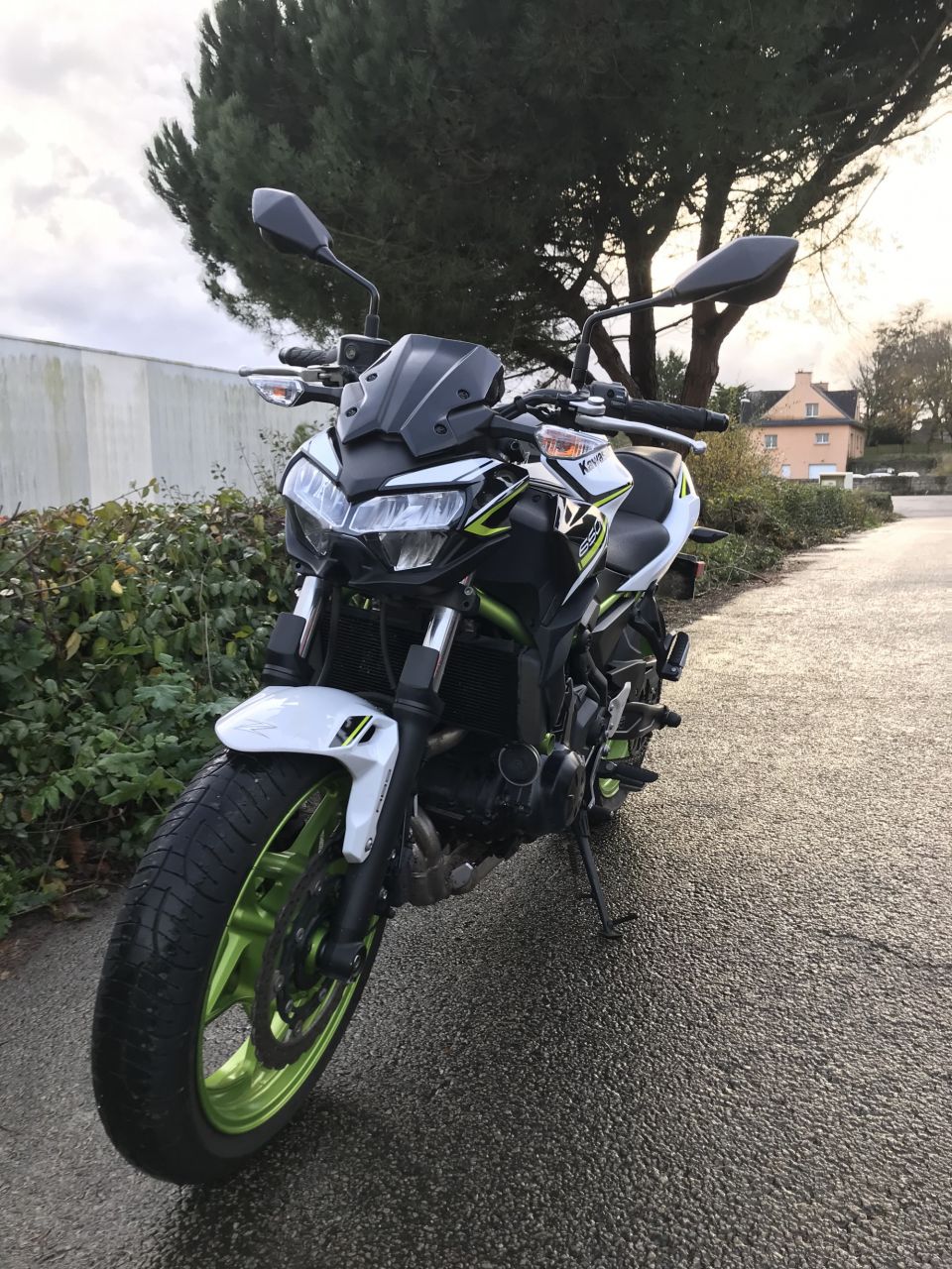 KAWASAKI Z 650 (47.5CV) 4