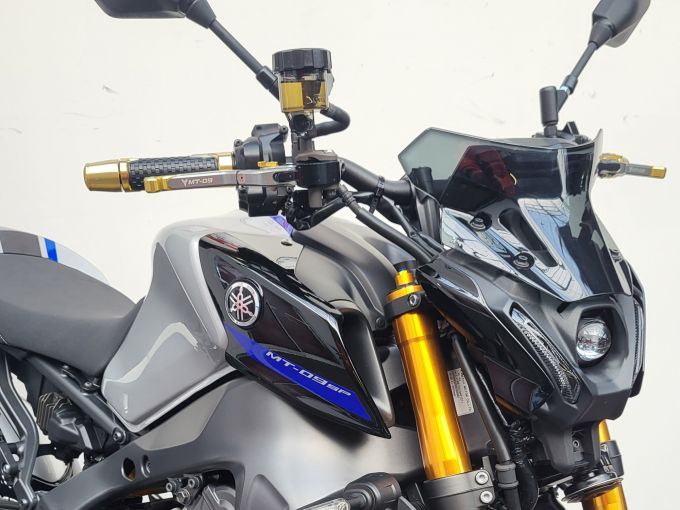 YAMAHA MT-09 SP 4