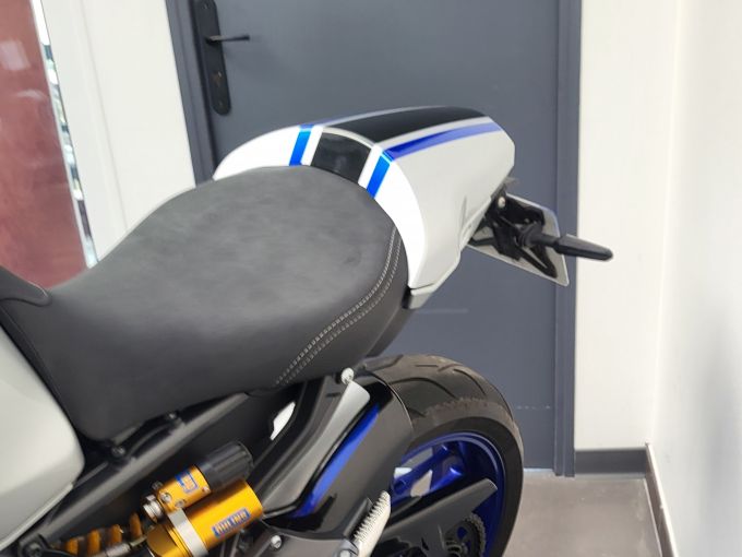 YAMAHA MT-09 SP 4