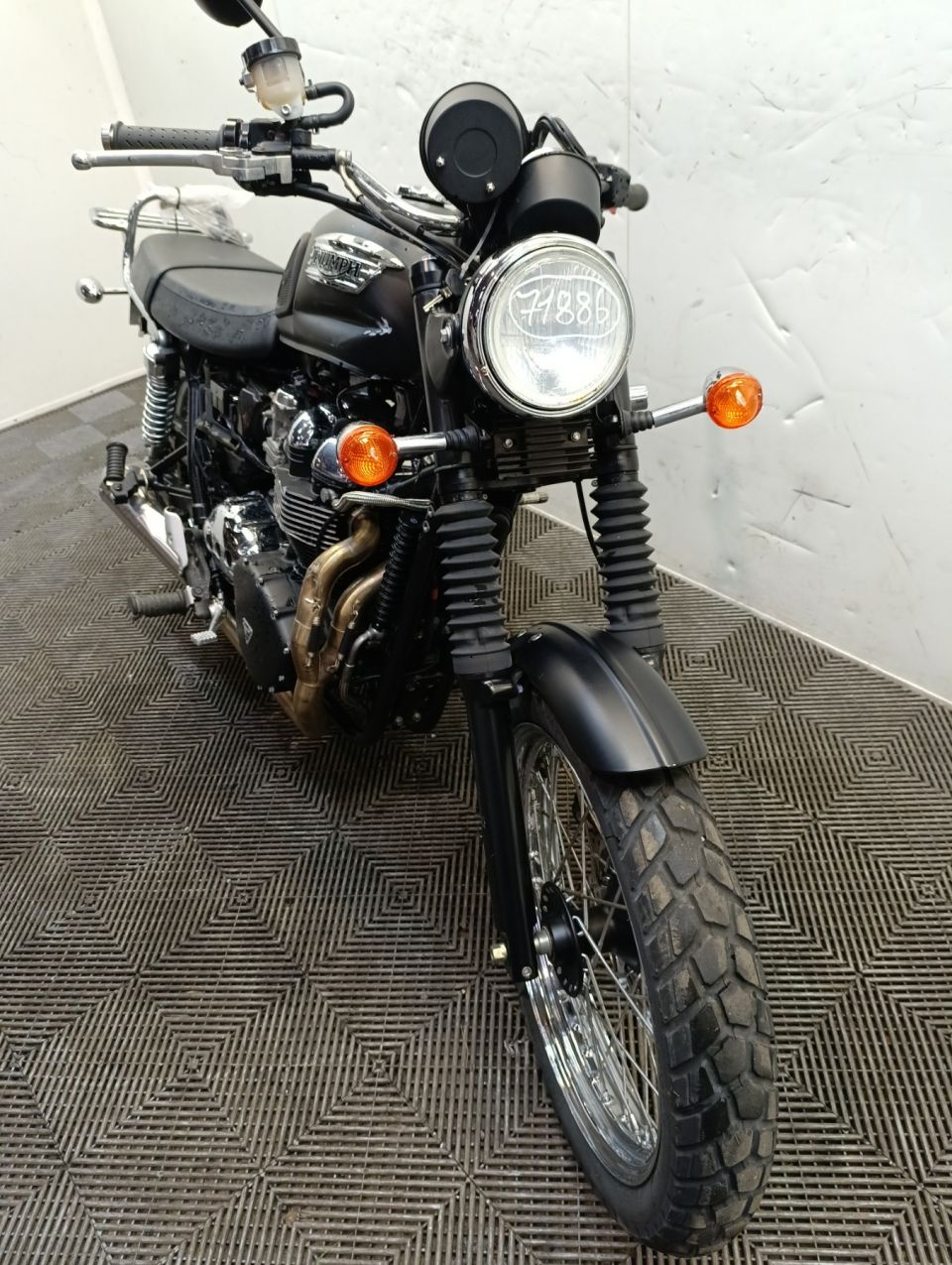 TRIUMPH SCRAMBLER 900 4