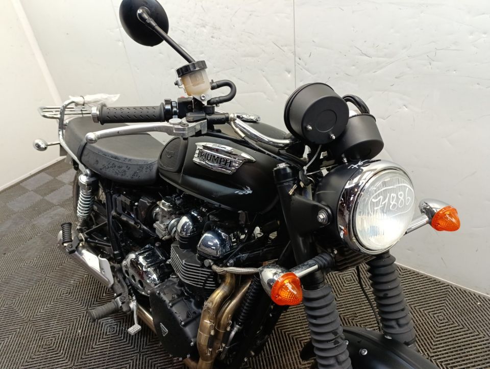 TRIUMPH SCRAMBLER 900 4