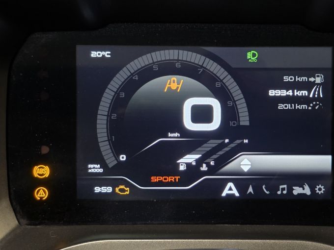 PIAGGIO MP3 400 HPE SPORT ABS ASR 4