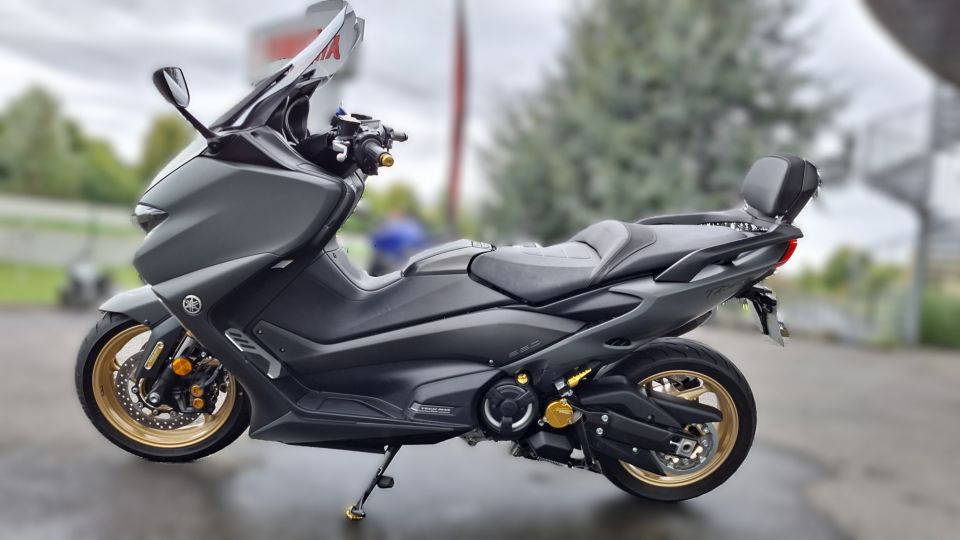 YAMAHA XP T-MAX 560 TECH MAX 4