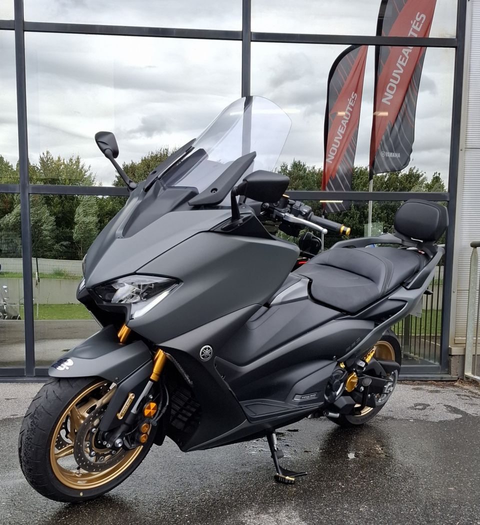YAMAHA XP T-MAX 560 TECH MAX 4