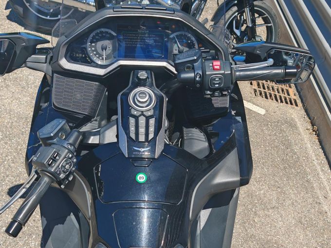 HONDA GL1800 GOLDWING 4