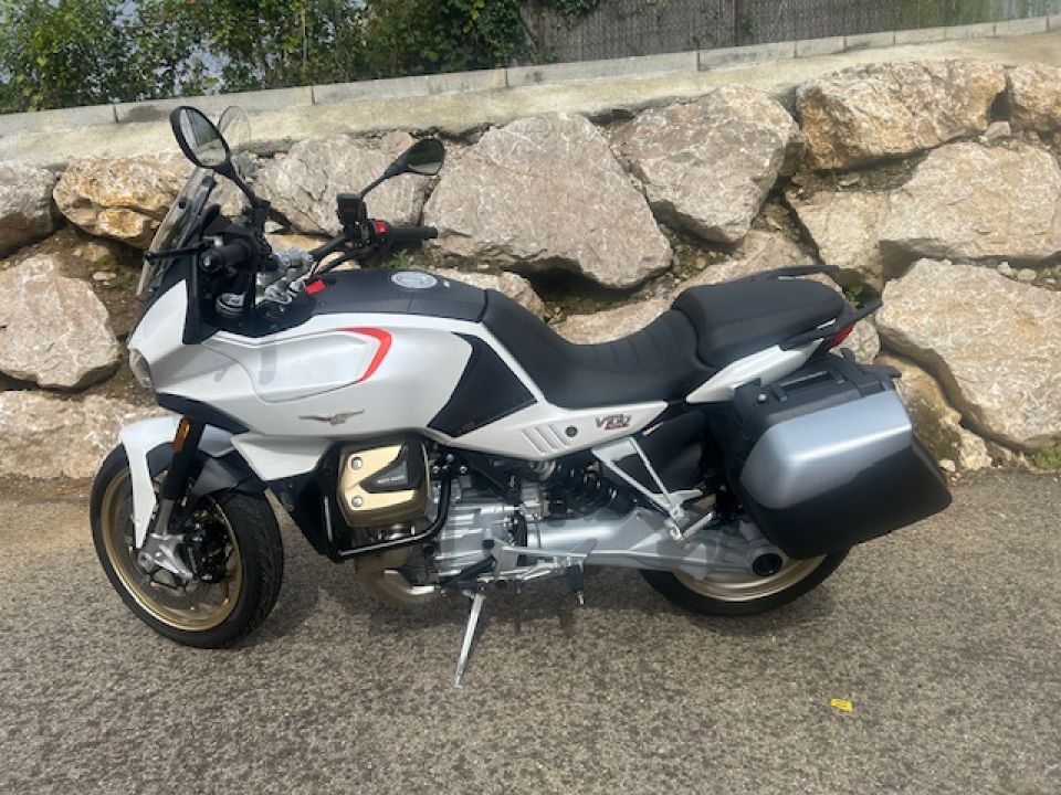 MOTO GUZZI V100  MANDELLO 4