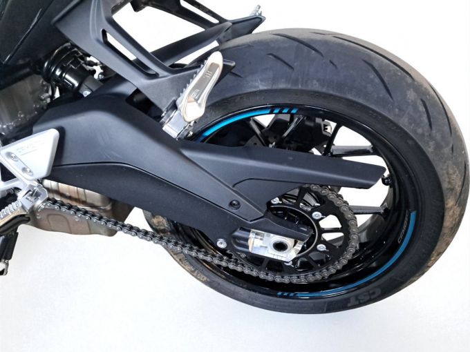 CF MOTO SR 675 4