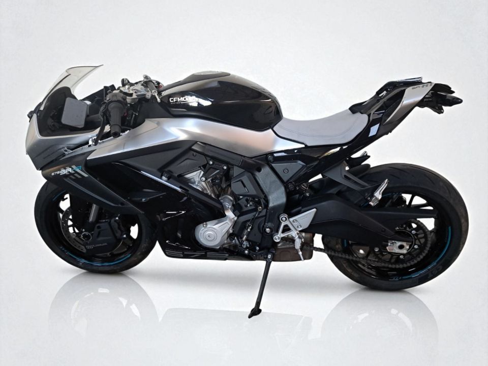 CF MOTO SR 675 4