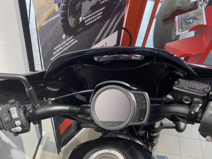 HONDA CMX1100 Rebel 4
