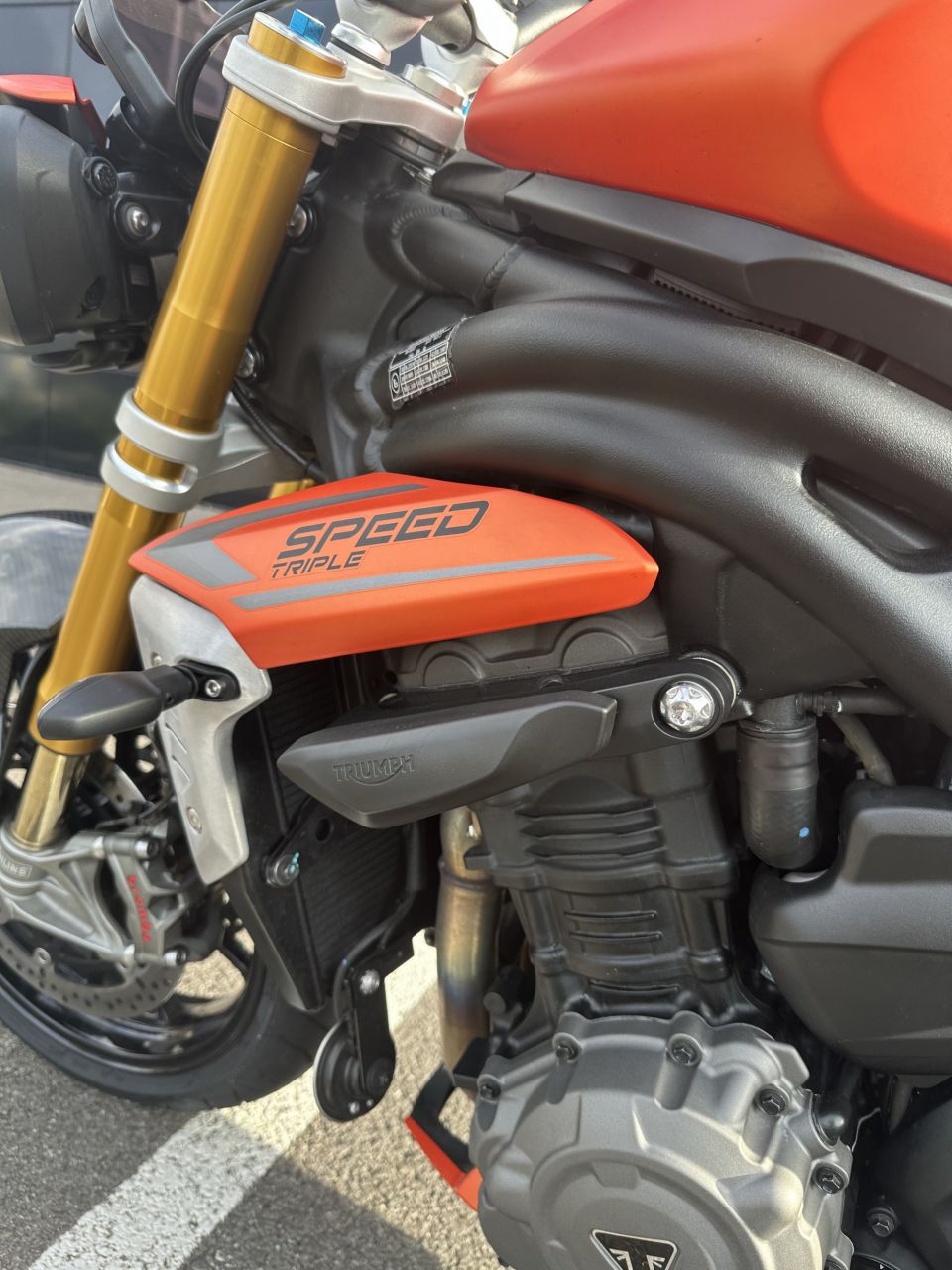 TRIUMPH SPEED TRIPLE 1200 RS 4