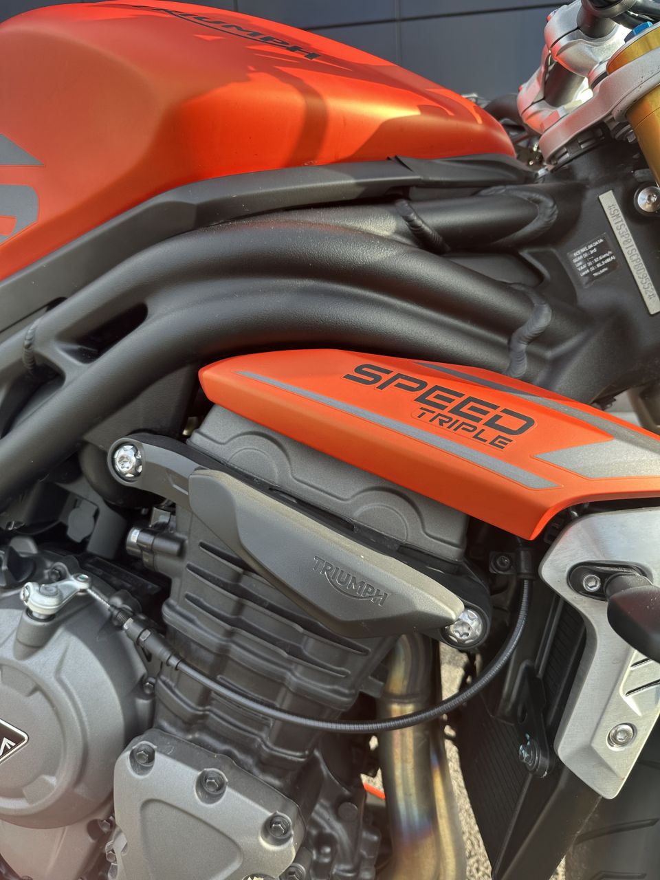 TRIUMPH SPEED TRIPLE 1200 RS 4