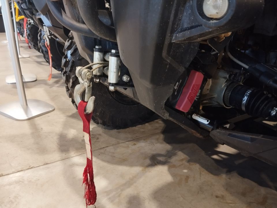 CAN-AM 570 MAX EFI 4