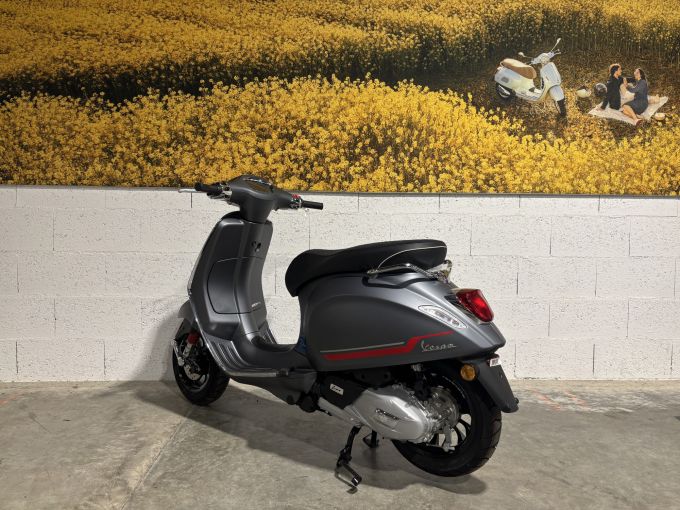 VESPA SPRINT 125 4