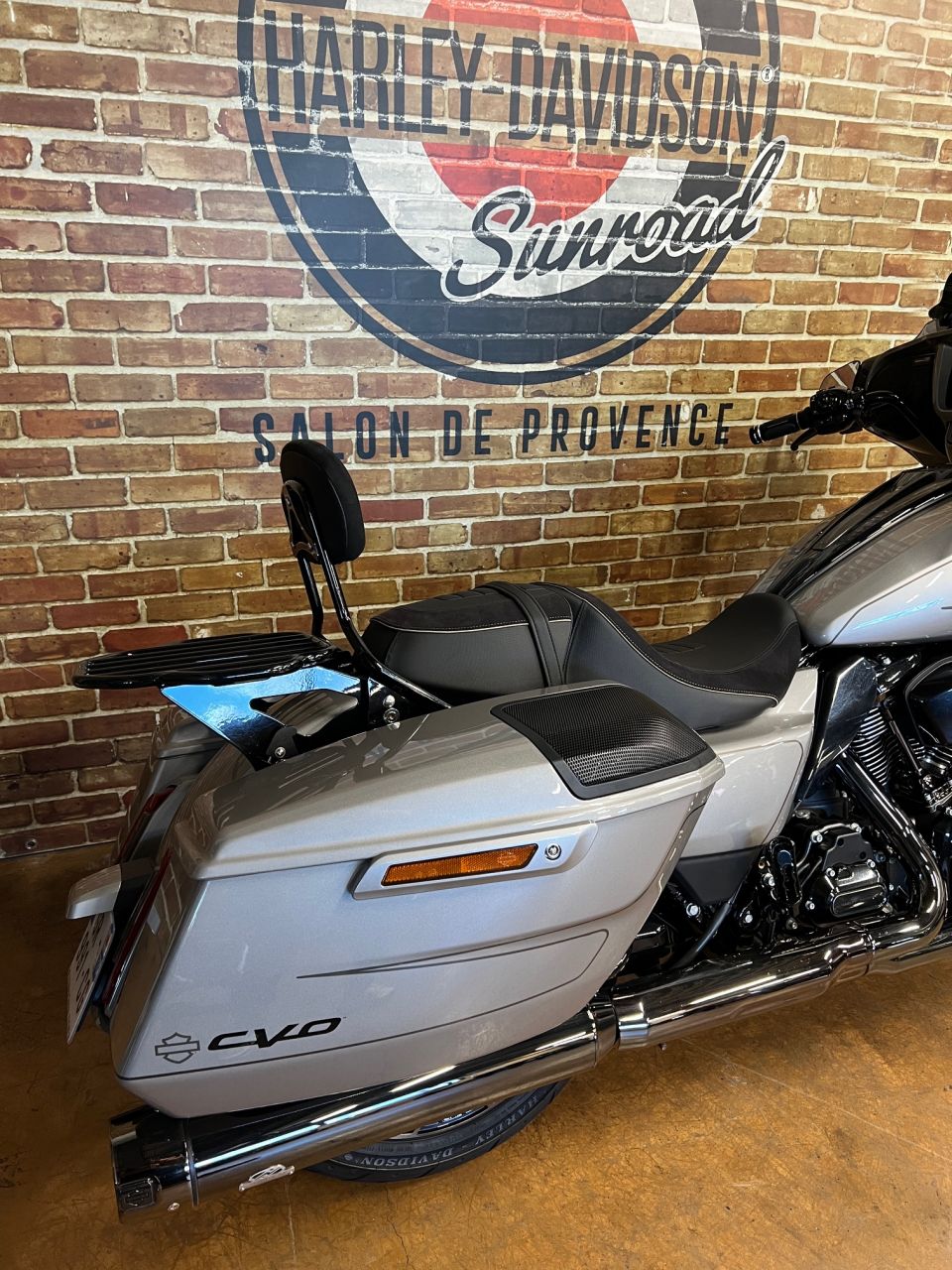 HARLEY-DAVIDSON TOURING STREET GLIDE 1977 CVO  4