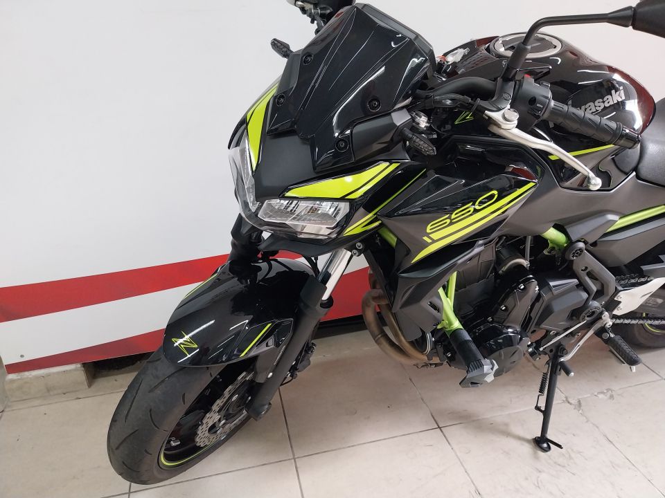 KAWASAKI Z 650 4