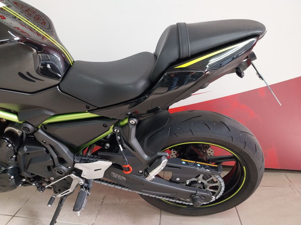 KAWASAKI Z 650 4