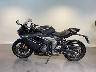 TRIUMPH 	DAYTONA 660 - 2025