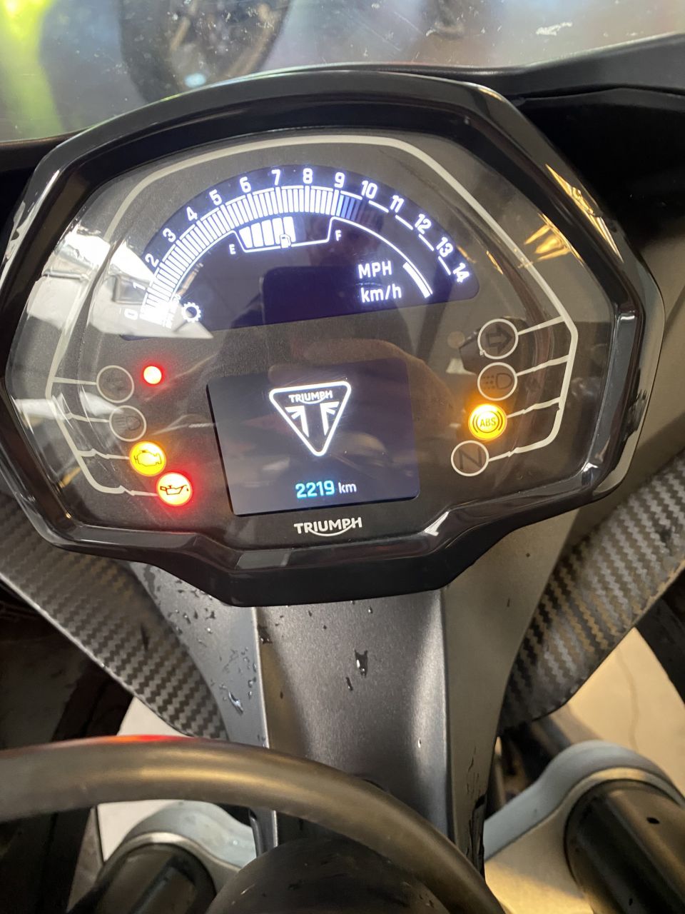 TRIUMPH 	DAYTONA 660 4