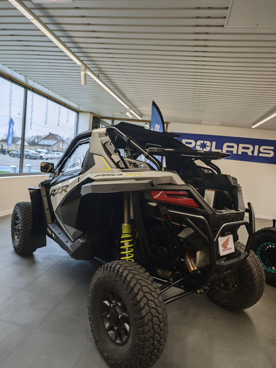 POLARIS RZR PRO XP 4