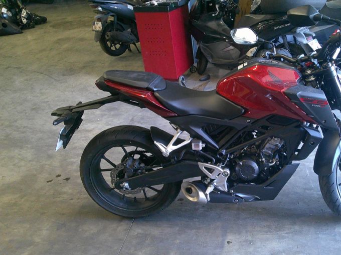 HONDA CBF 125 4