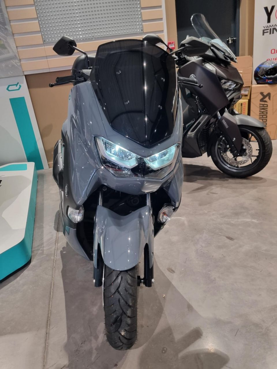 YAMAHA NMAX 125 4