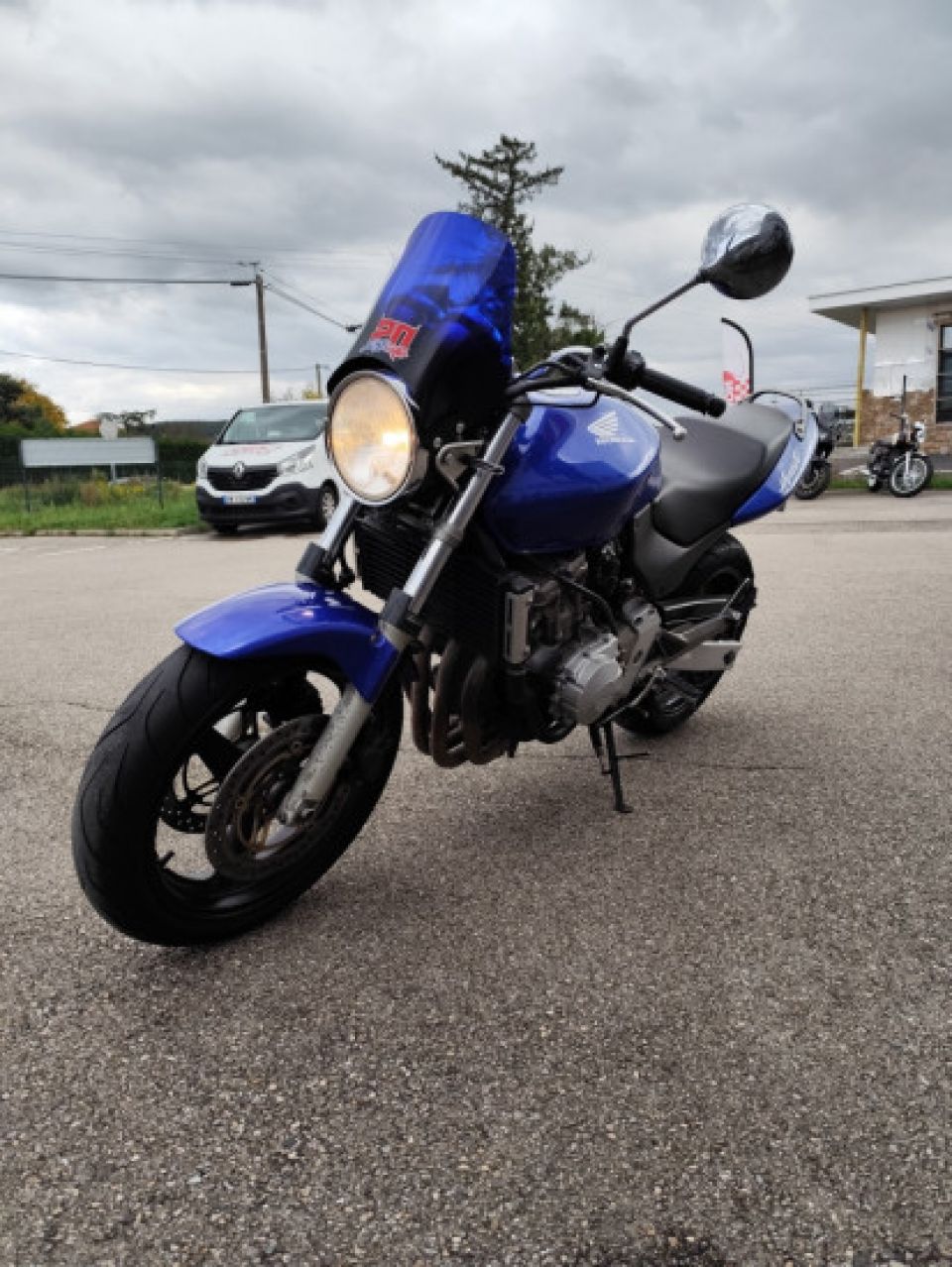 HONDA CB 600 F HORNET 4