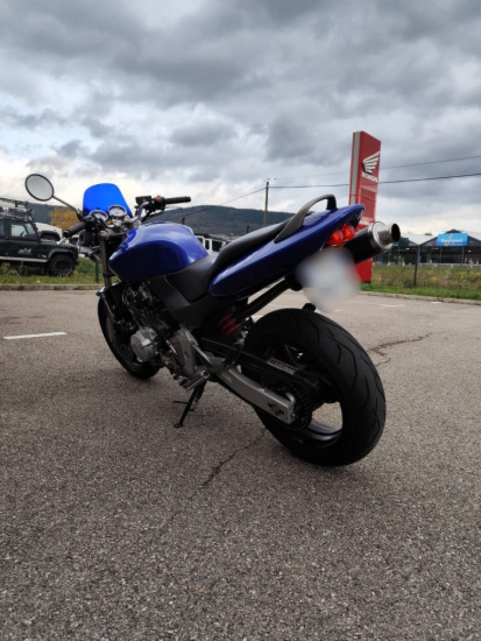 HONDA CB 600 F HORNET 4
