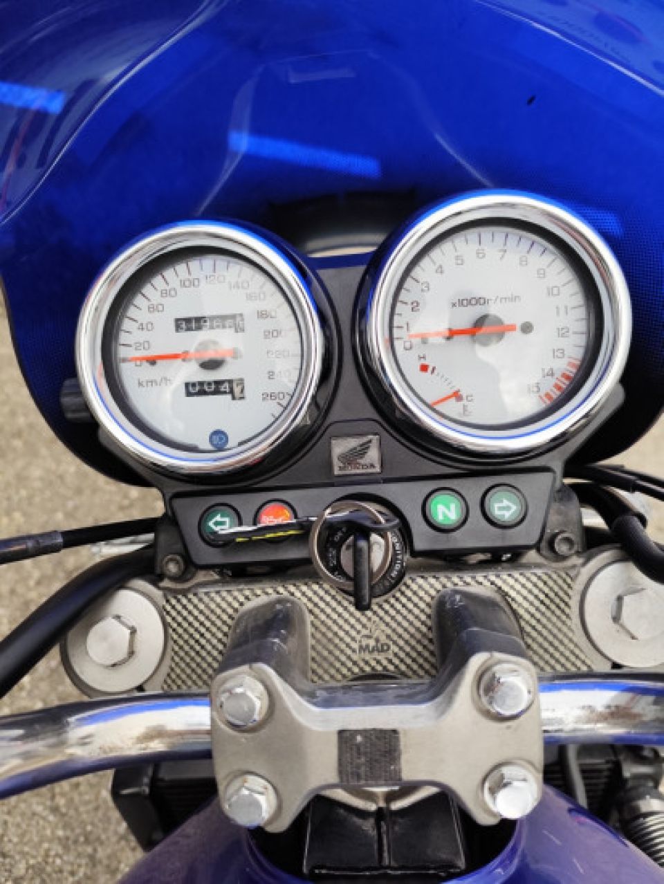 HONDA CB 600 F HORNET 4