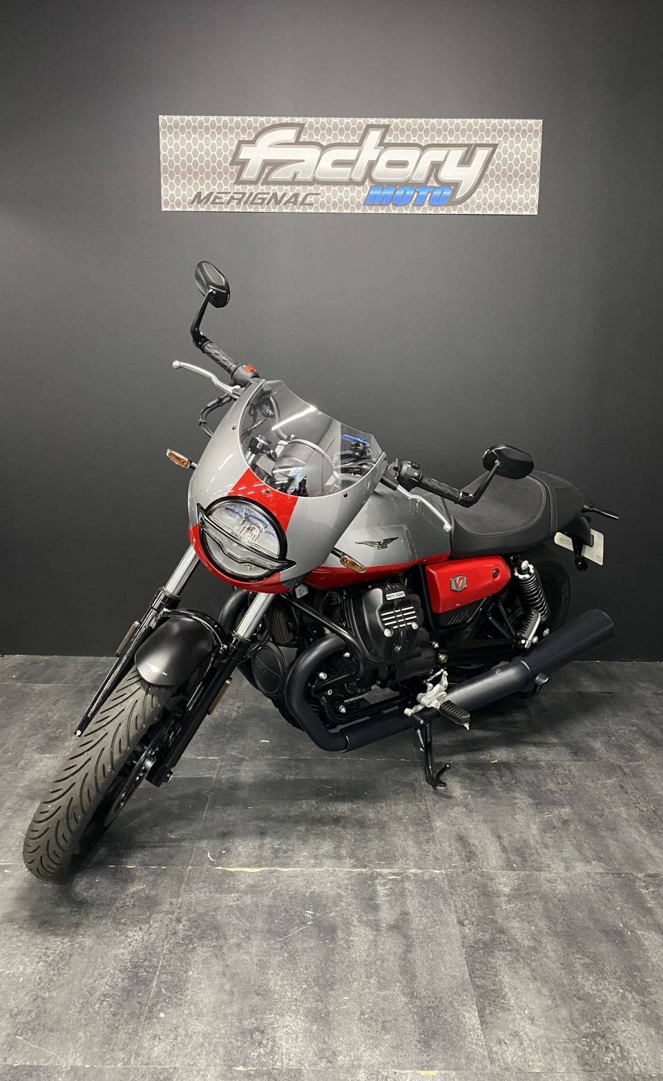 MOTO GUZZI V7 CORSA 4