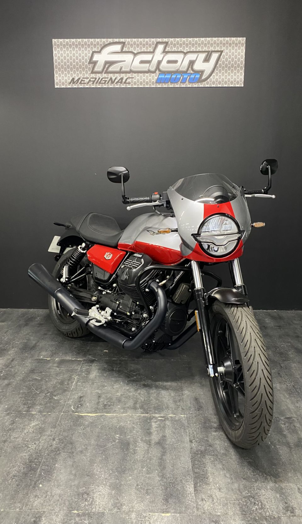 MOTO GUZZI V7 CORSA 4