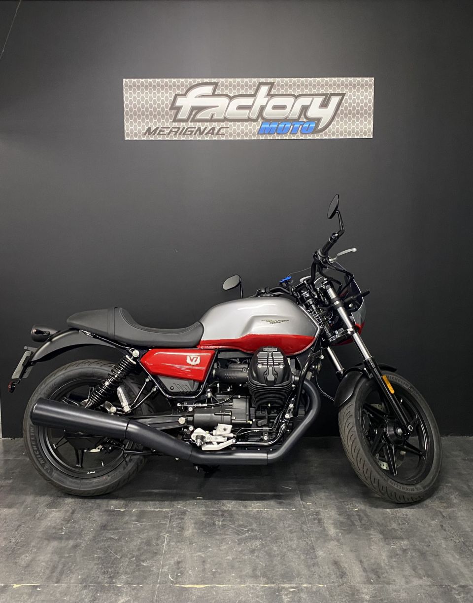 MOTO GUZZI V7 CORSA 4