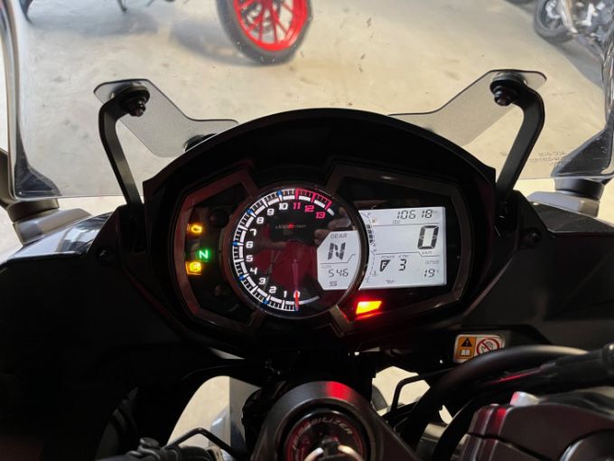 KAWASAKI Z1000SX ABS 4
