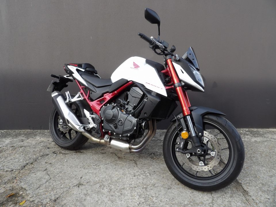 HONDA CB 750 HORNET 4