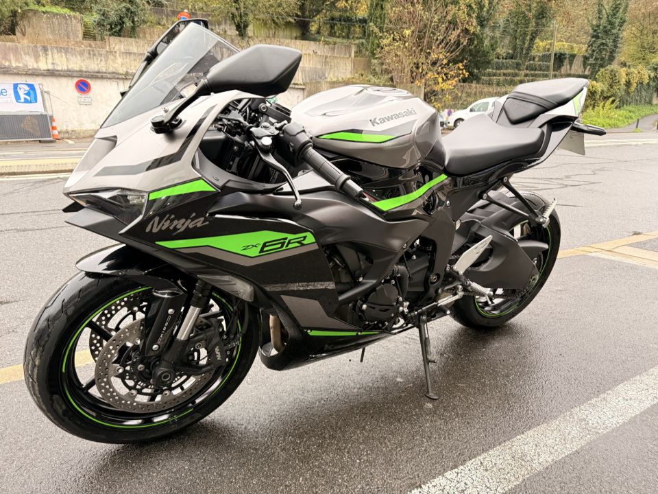 KAWASAKI ZX-6R 636 4