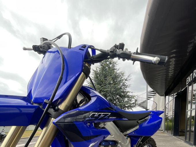 YAMAHA YZ250F 4