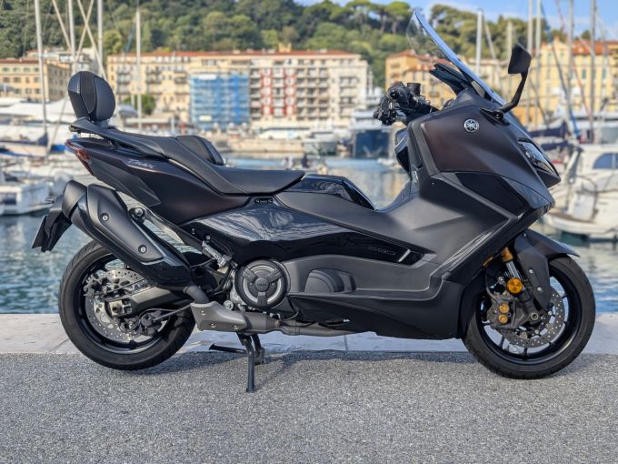 YAMAHA XP T-MAX 560 TECH MAX 4