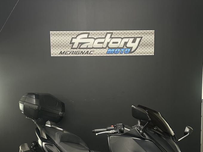 YAMAHA XP T-MAX 560 TECH MAX 4