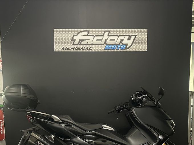 YAMAHA XP T-MAX 560 TECH MAX 4