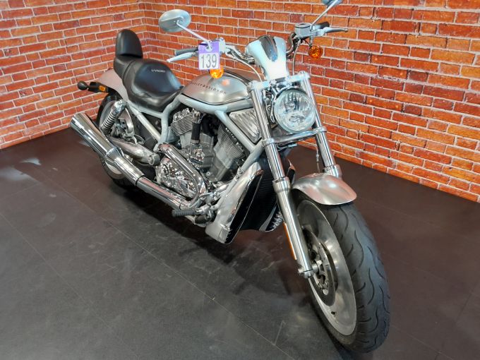 HARLEY-DAVIDSON V-ROD 1130 ALUMINIUM 4