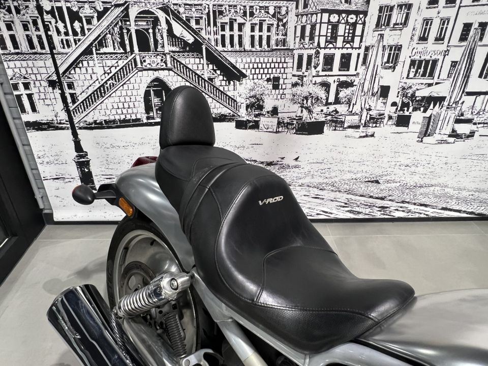 HARLEY-DAVIDSON V-ROD 1130 ALUMINIUM 4