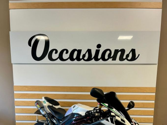 YAMAHA YZF R1 1000 4
