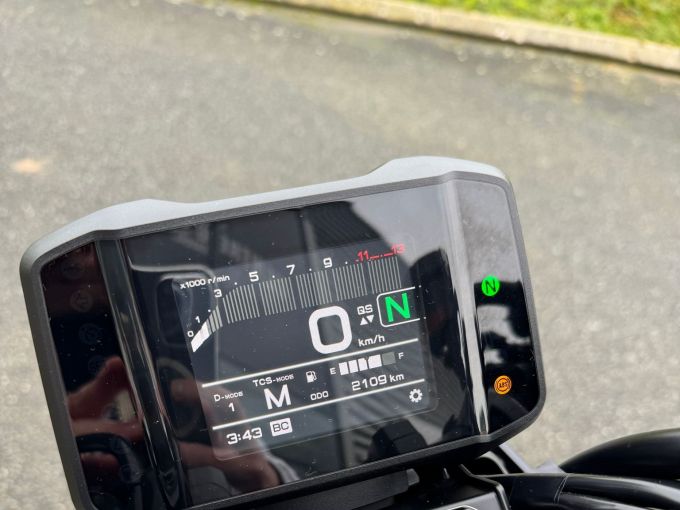 YAMAHA XSR 900 4