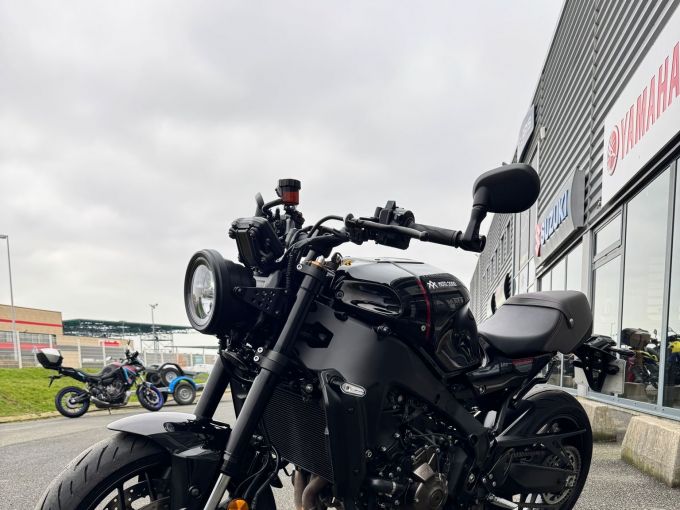 YAMAHA XSR 900 4